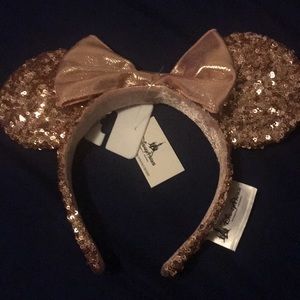 Disneyland Rose Gold Mickey Ears